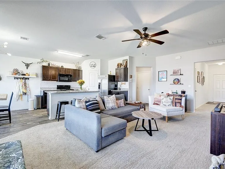 3514 Batson Dr — Photo 2