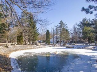 5520 Swisher Rd, Groveport, OH 43125