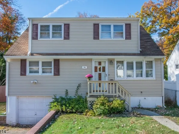 71 Fichter St, Bloomingdale Boro, NJ 07403