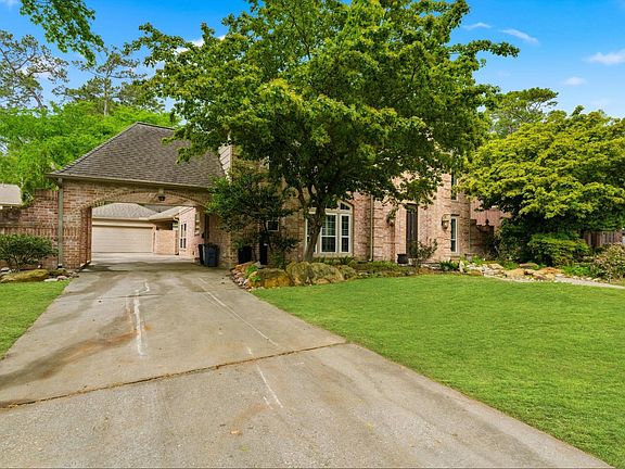 3rd image of 13807 Balmore Cir