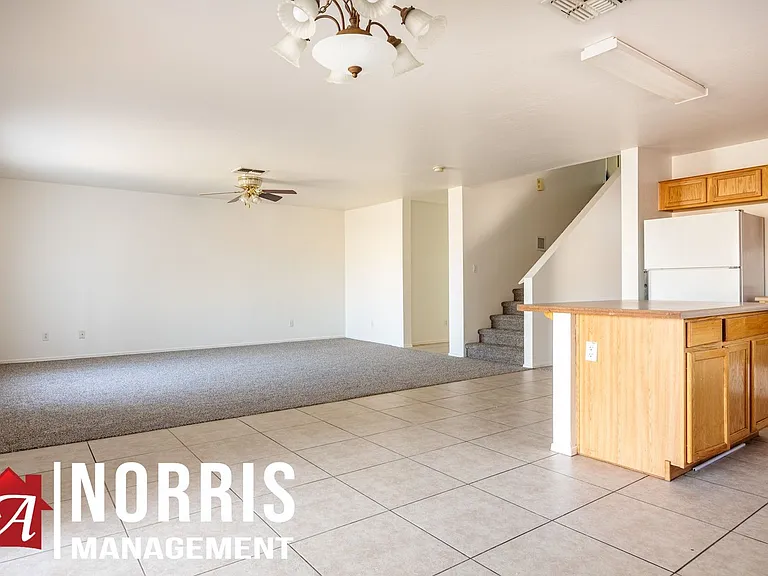 1632 E Cardinal Dr — Photo 7