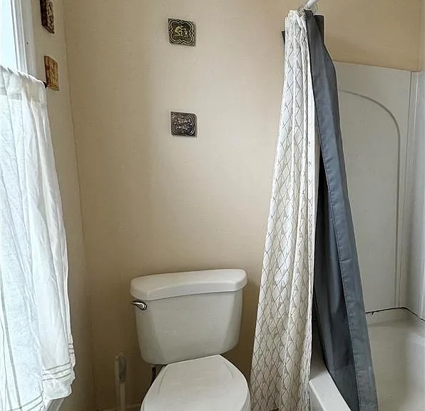 417 Linden St — Photo 20