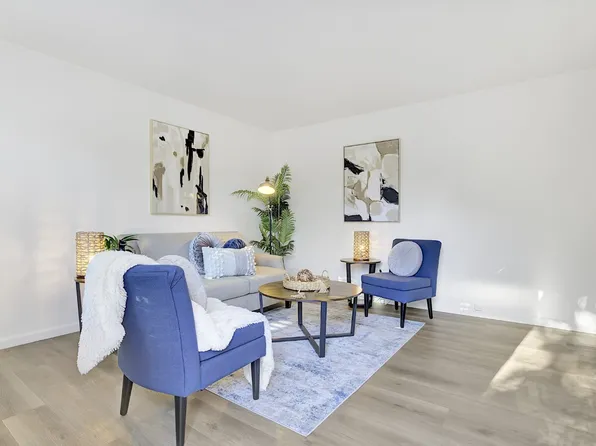 216 Mountain View Ave #A, Mountain View, CA 94041