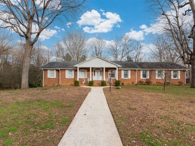 913 Oak Forest Dr, Monroe, NC, 28112