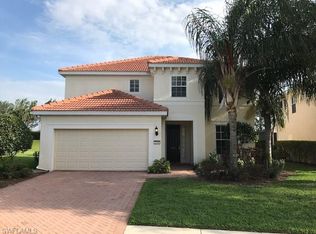 2043 Sagebrush Cir, Naples, FL 34120