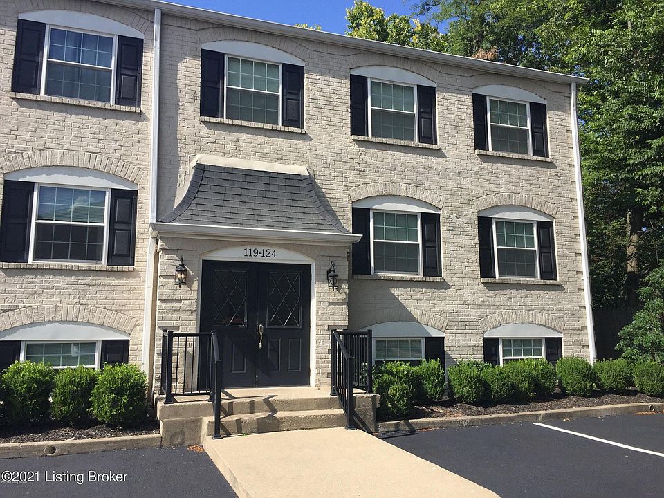 1st image of 120 Middletown Sq #1