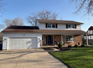 712 E Grant St, Watseka, IL 60970