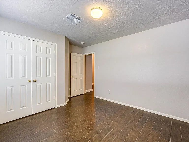 21611 Country Club Green Way — Photo 13