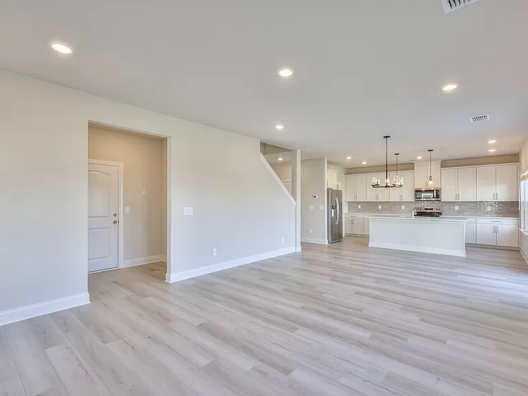 118 Fernbank Ln — Photo 13