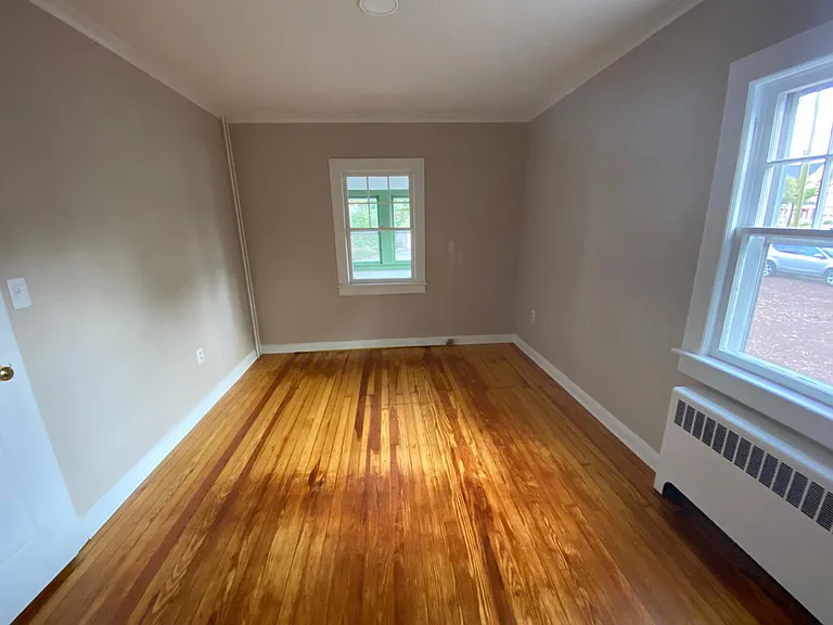 601 Boulton Ave — Photo 18