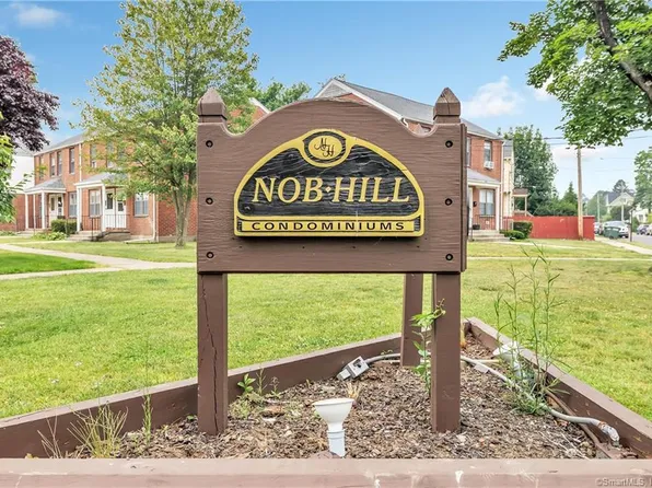 3 Nob Hill Circle #3, Bridgeport, CT 06610