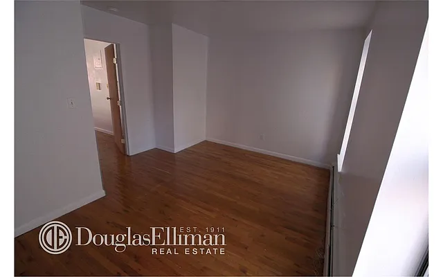 Rented by Douglas Elliman | media 15