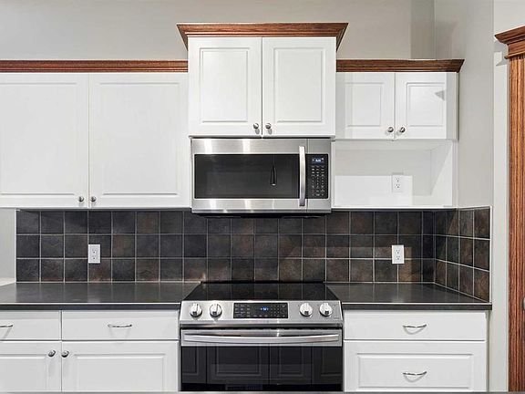 4th image of 73 E Hampstead Grn NW