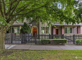 10715 Ross Rd UNIT D, Bothell, WA 98011