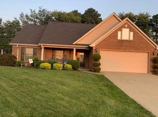 3620 Idle Hour Ct, Owensboro, KY 42303