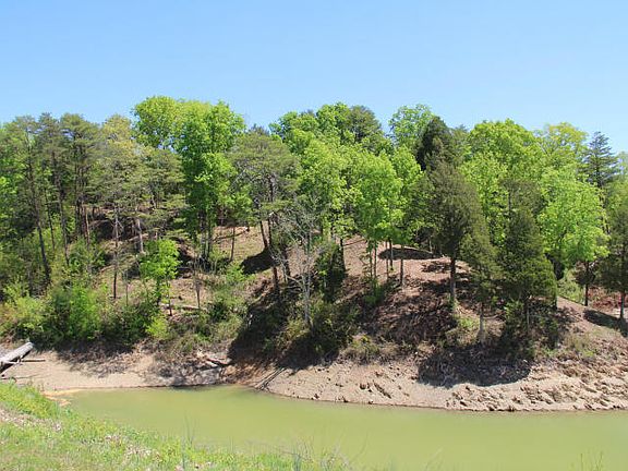 2nd image of 1934 Bouldercrest Dr