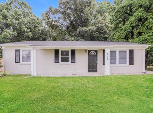 715 Milan Rd, Charlotte, NC 28216