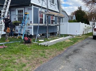 26 Greenfield St, Lawrence, MA 01843