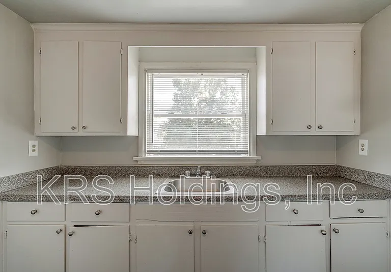 5423 Remuda Dr #4 — Photo 5