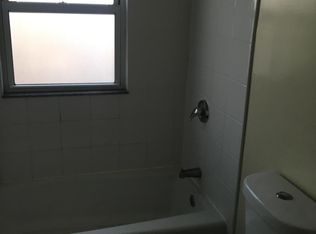 400 West Ave APT 3, Pawtucket, RI 02860