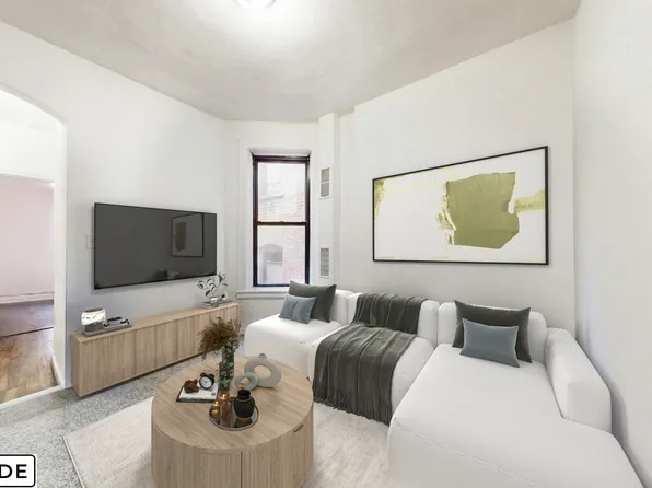 178 Thompson Street image 1 of 7