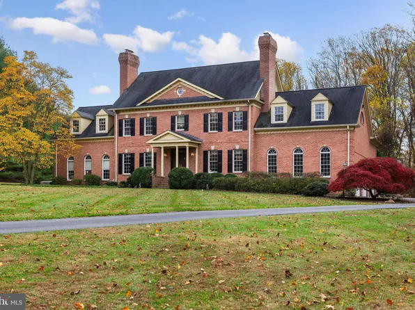 11 Glenberry Ct, Phoenix, MD 21131