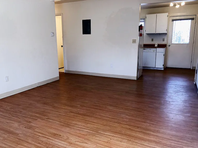 1011 W 76th Ave — Photo 25