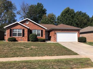 625 S Hazelnut Ave, Springfield, MO 65802