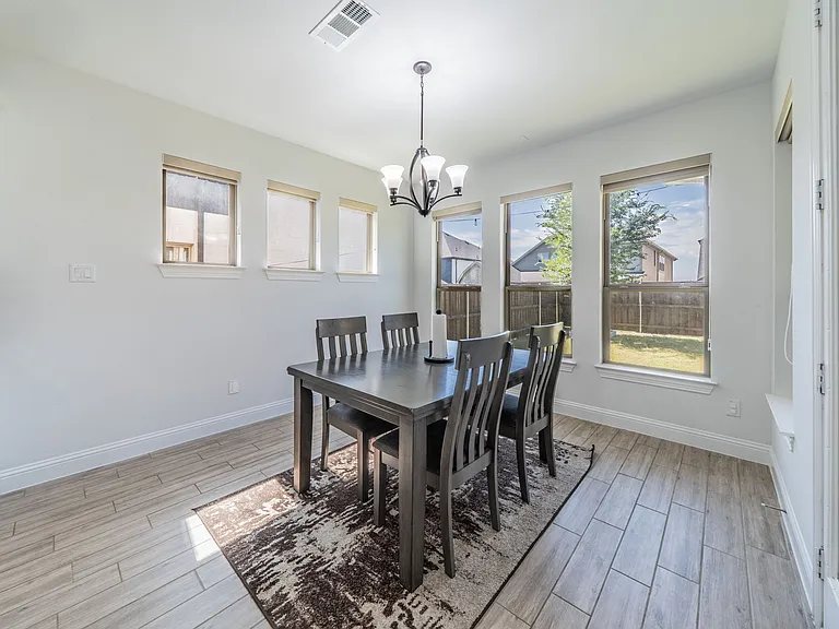 921 Bayberry Dr — Photo 11