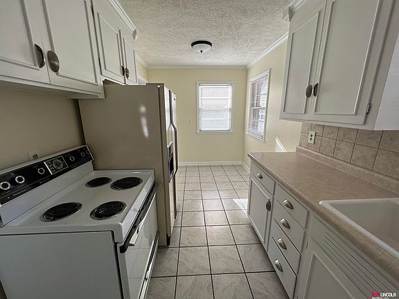 5th image of 2021 S Cotner Blvd