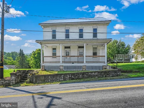 2659 W Main St, Spring Glen, PA 17978