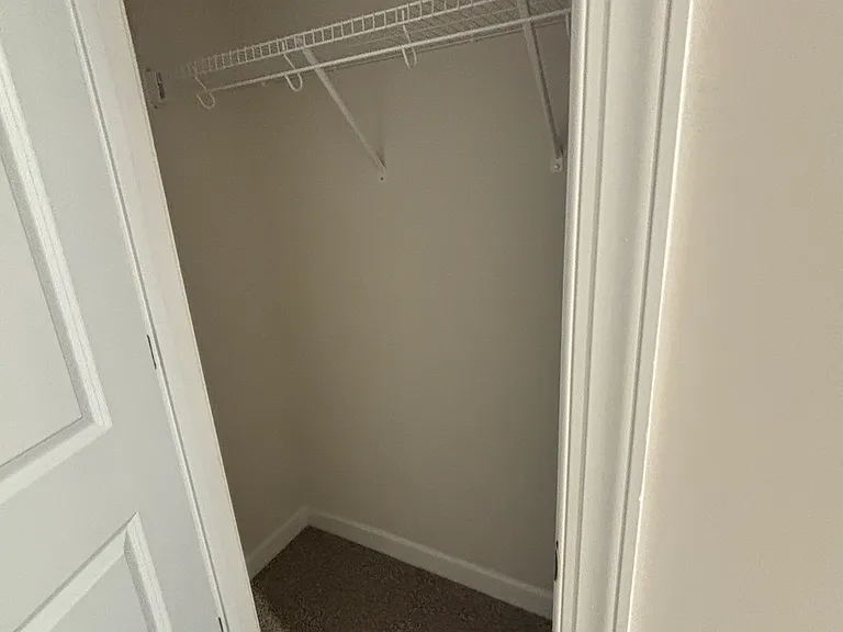 1754 Braemar Village Dr — Photo 27