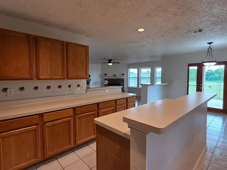 8632 Arcadia Park Dr — Photo 7