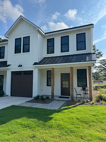 107 Star Lake Cir #D Photo 1 107 Star Lake Cir #D Photo 1
