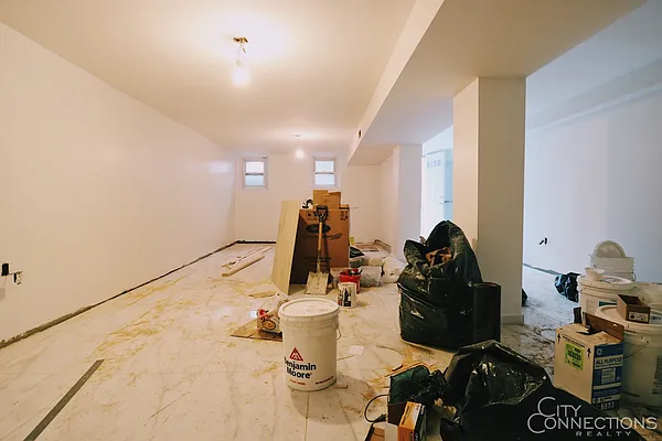 Rented by City Connections Realty | media 48