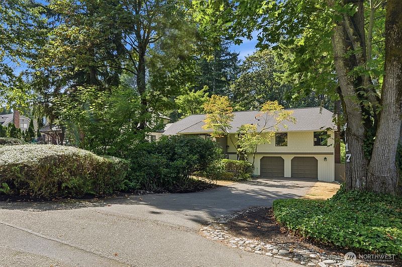 2nd image of 4617 162nd Avenue NE