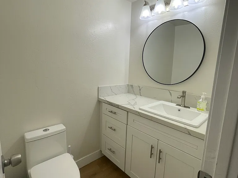 3225 Lloyd St — Photo 7