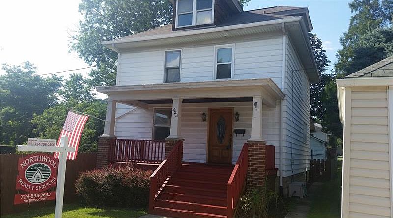 1st image of 323 Beaver St