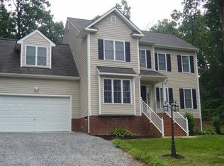 12321 Grove Pl, Chester, VA 23831