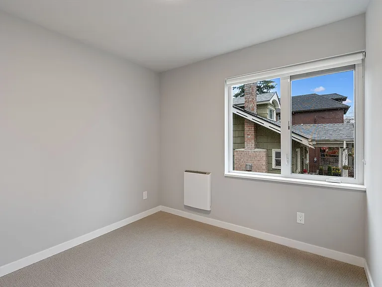 5480-5490 NE 18th Ave #1820-1840 — Photo 12