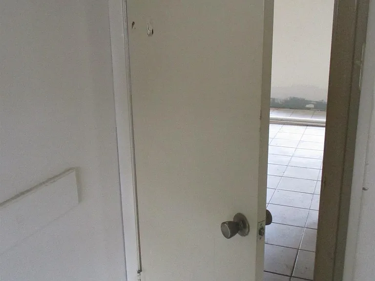 10826 Sugar Hill Dr #B — Photo 14