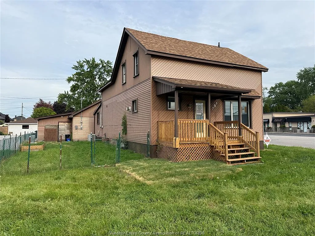 2 bed, 1.5 bath, $2,500 — Photo 2