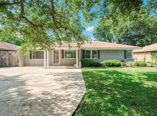 942 W 30th St, Houston, TX 77018