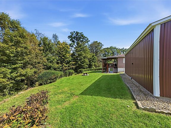 5th image of 596 S Gosser Hill Rd