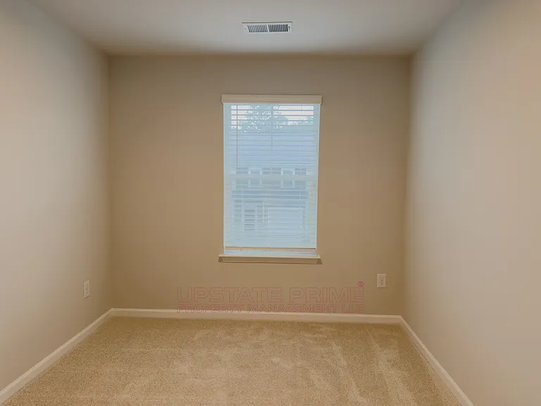 168 Randwick Ln — Photo 14
