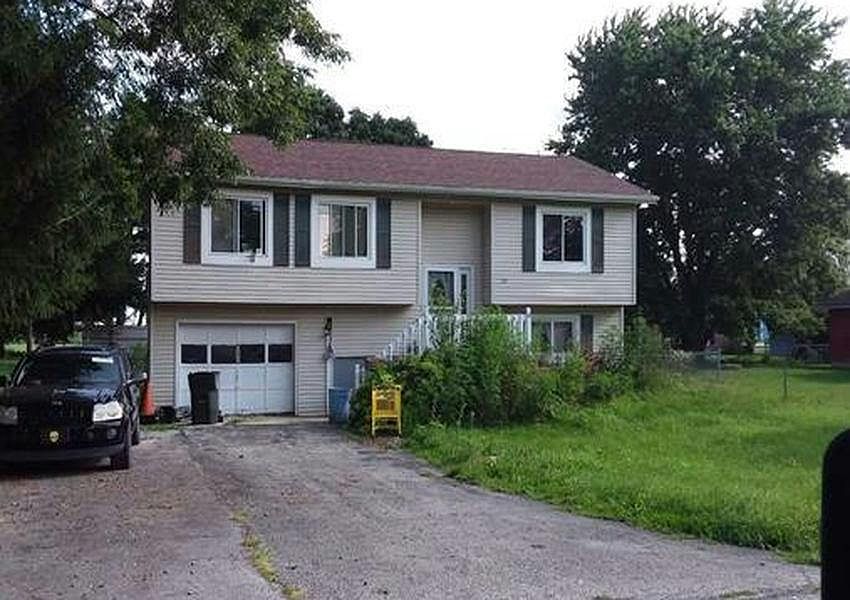 1st image of 512 Smith St