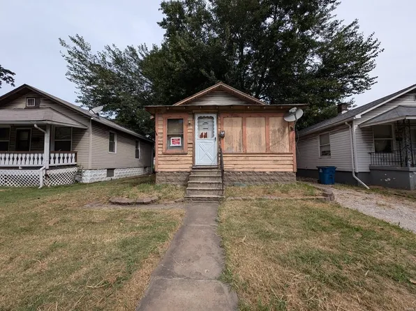2231 E 23rd St, Granite City, IL 62040