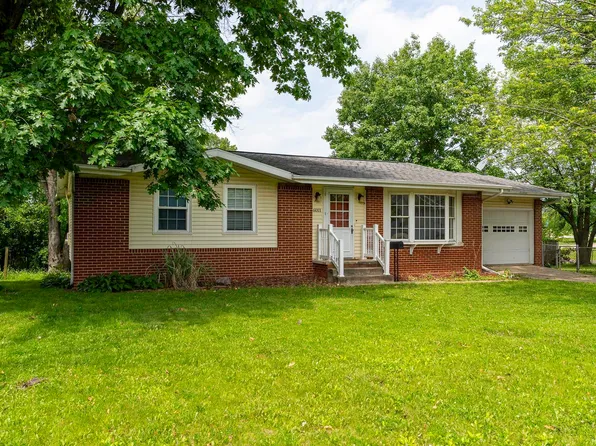 6011 N Keenland Ave, Peoria, IL 61614