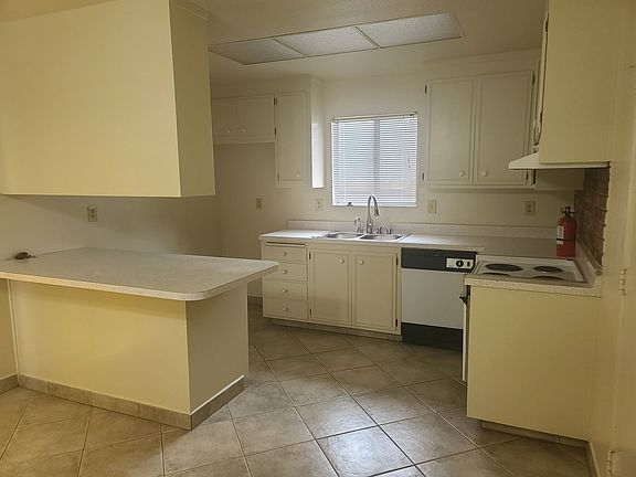 5th image of 21 Oakmont Ct