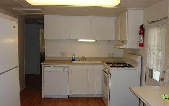 4th image of 3 Carmel Dr